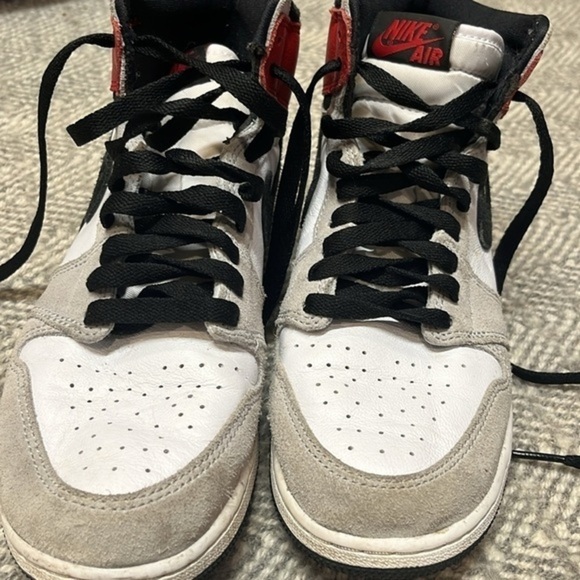 Nike Air Jordan 1 Retro‎ High youth size 6 light smoke gray - Picture 2 of 7